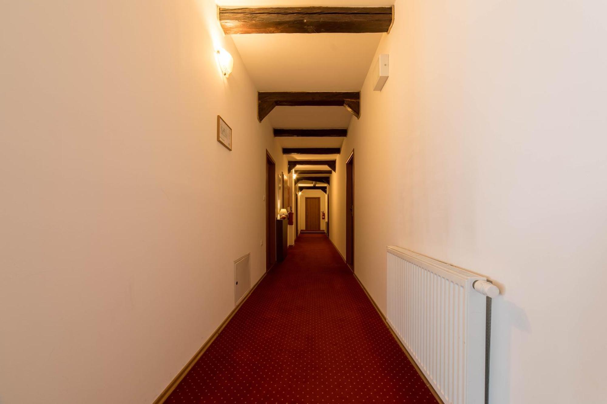 Penzion Zemianska Kuria Dolny Kubin Exterior foto
